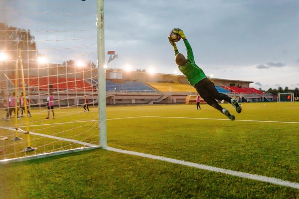 Why Is Visual Tracking Vital for Goalkeepers and How Can It Be Improved?